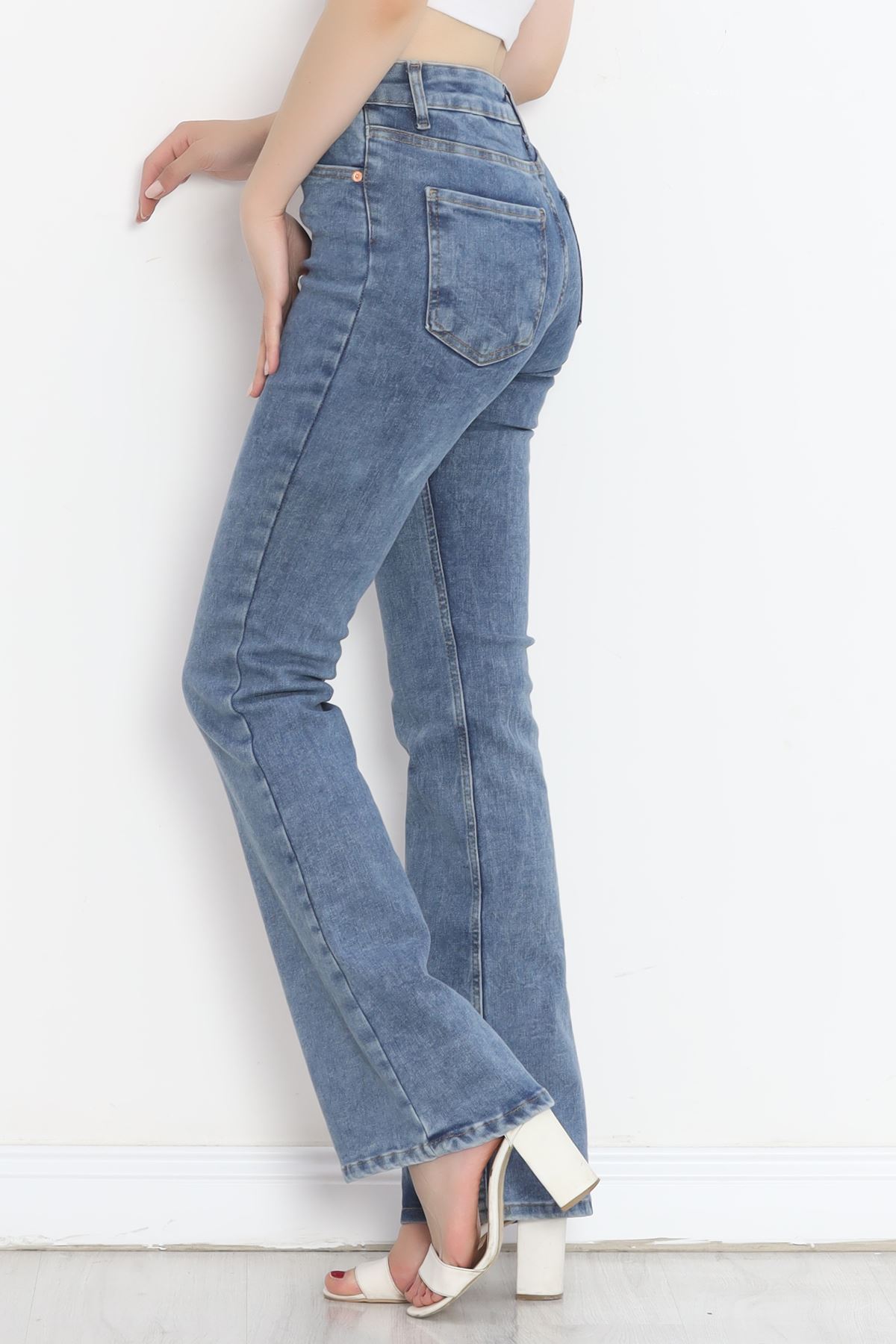 Flared Jeans Light Blue - 18688.1431.