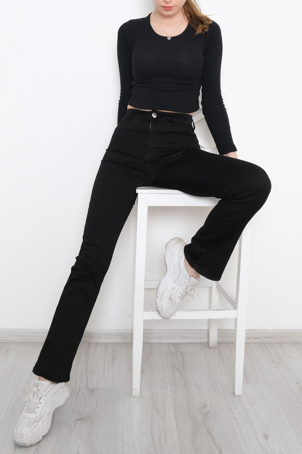 Flared Fade-Free Jeans Black - 1432.1431.