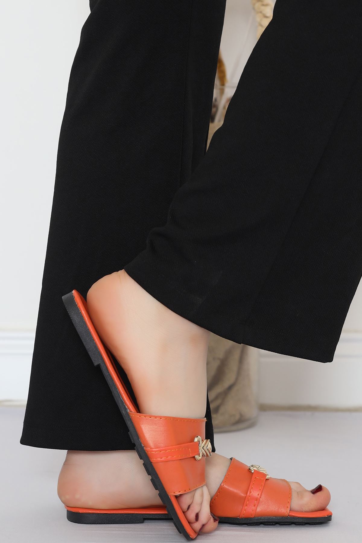 Slippers with Accessories Orange - 18319.264.