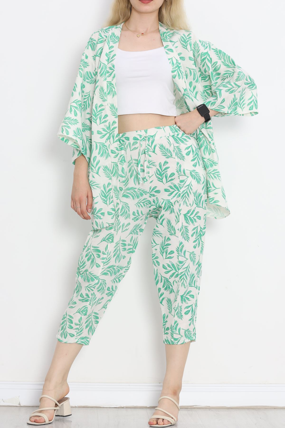 Kimono Suit in Green - 152342.701.