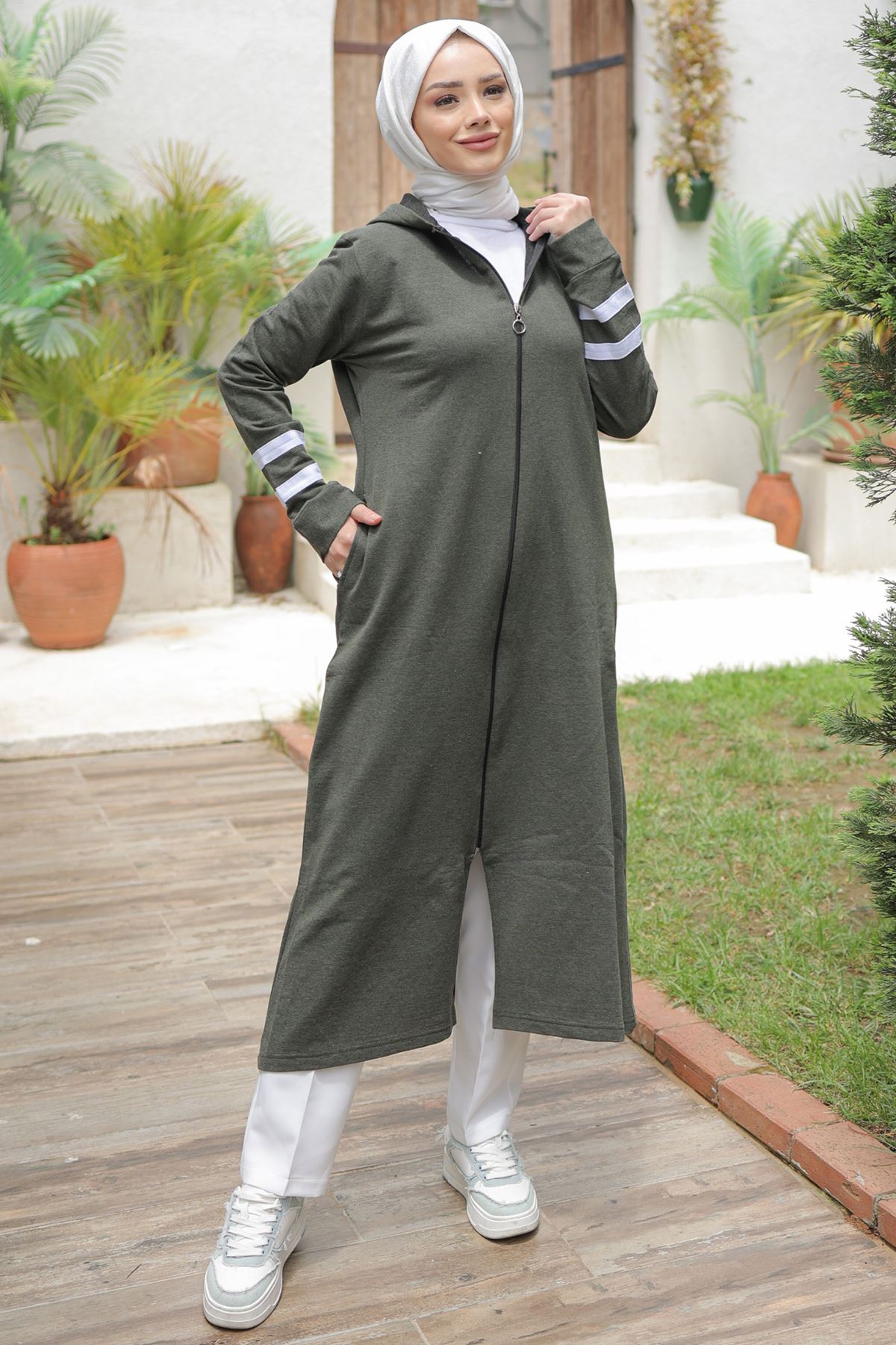 Zippered Abaya Khaki - 20342.1778.