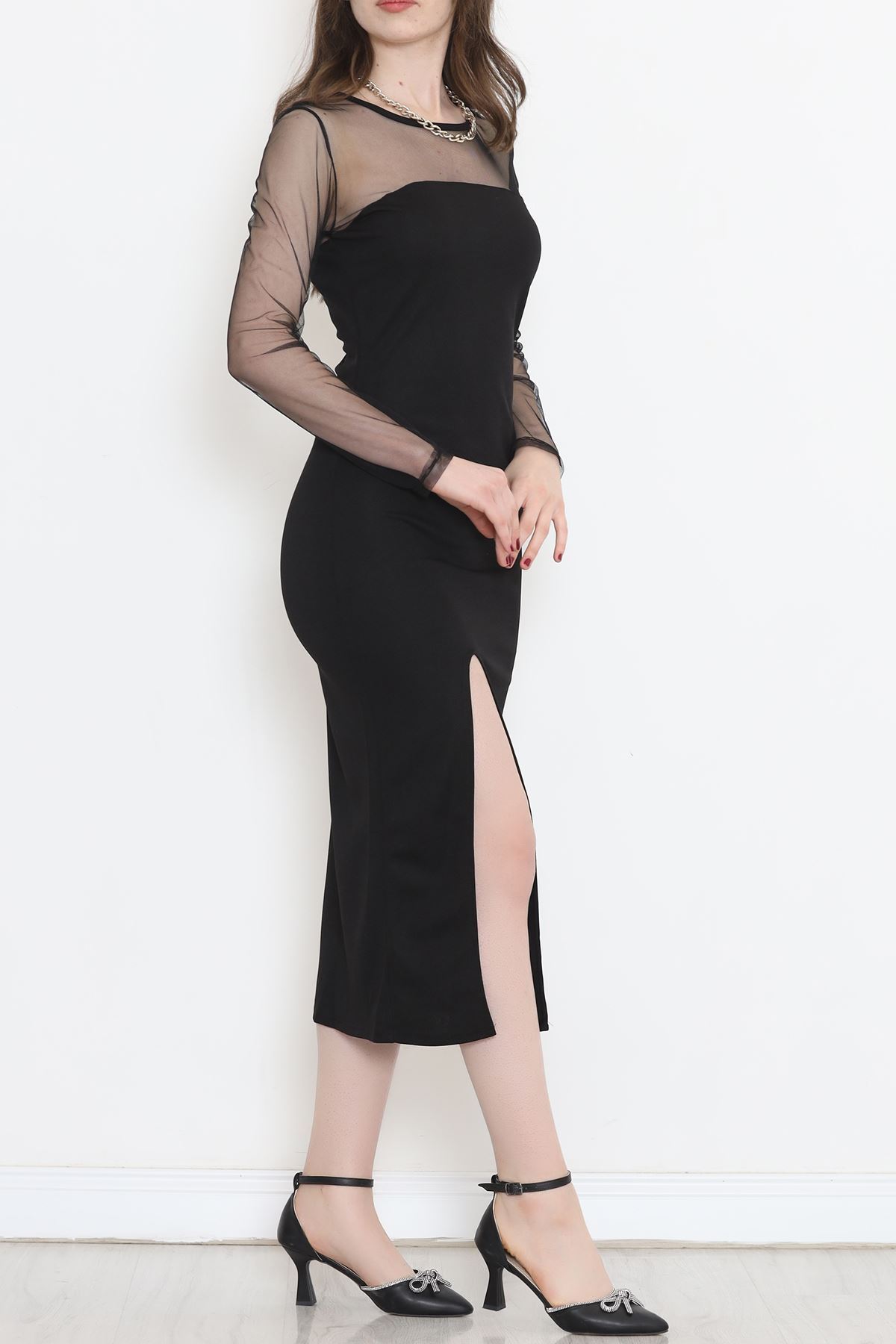 Tulle Dress with Slits Black - 16675.631.