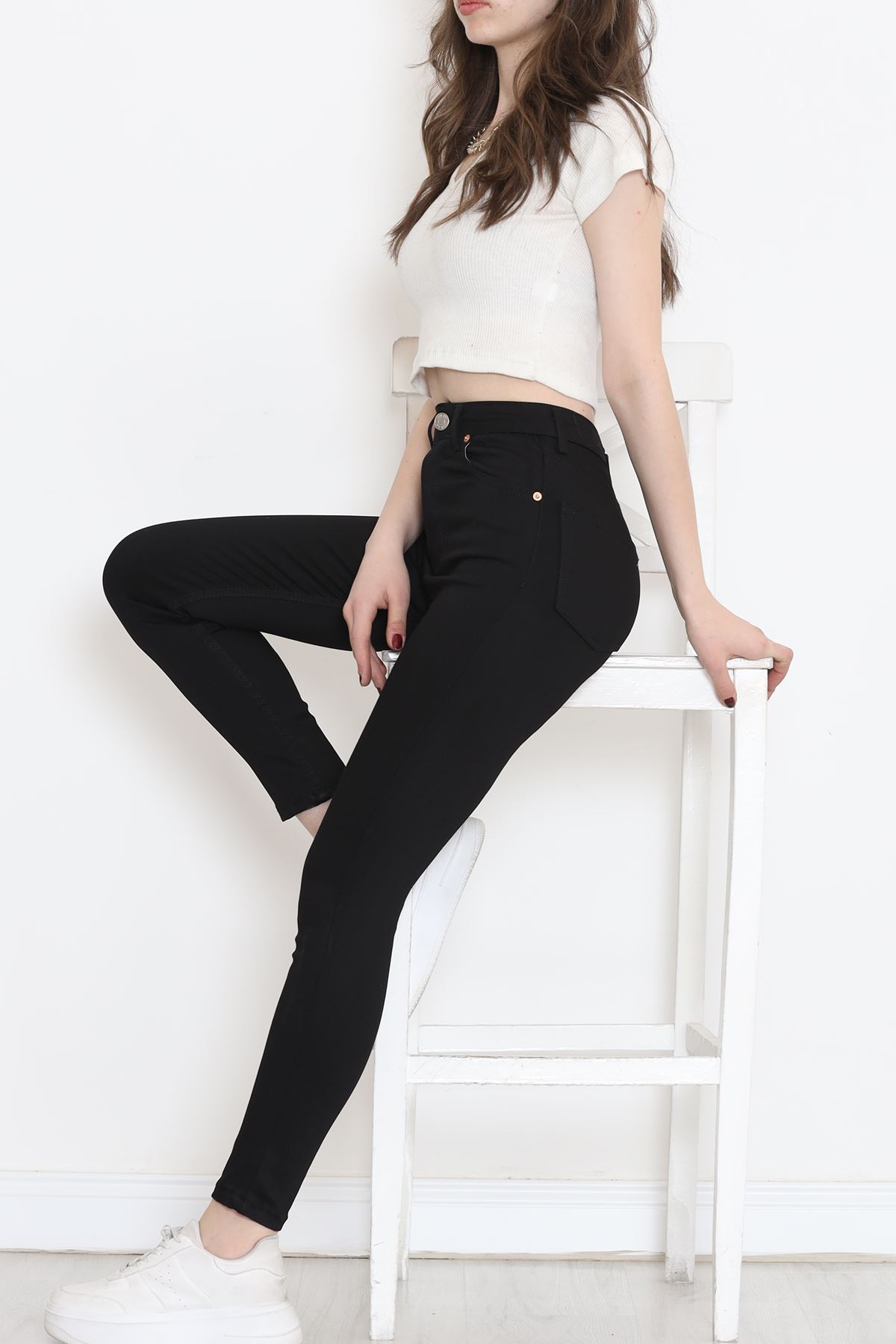 Narrow Leg Jeans Black - 18232.1431.