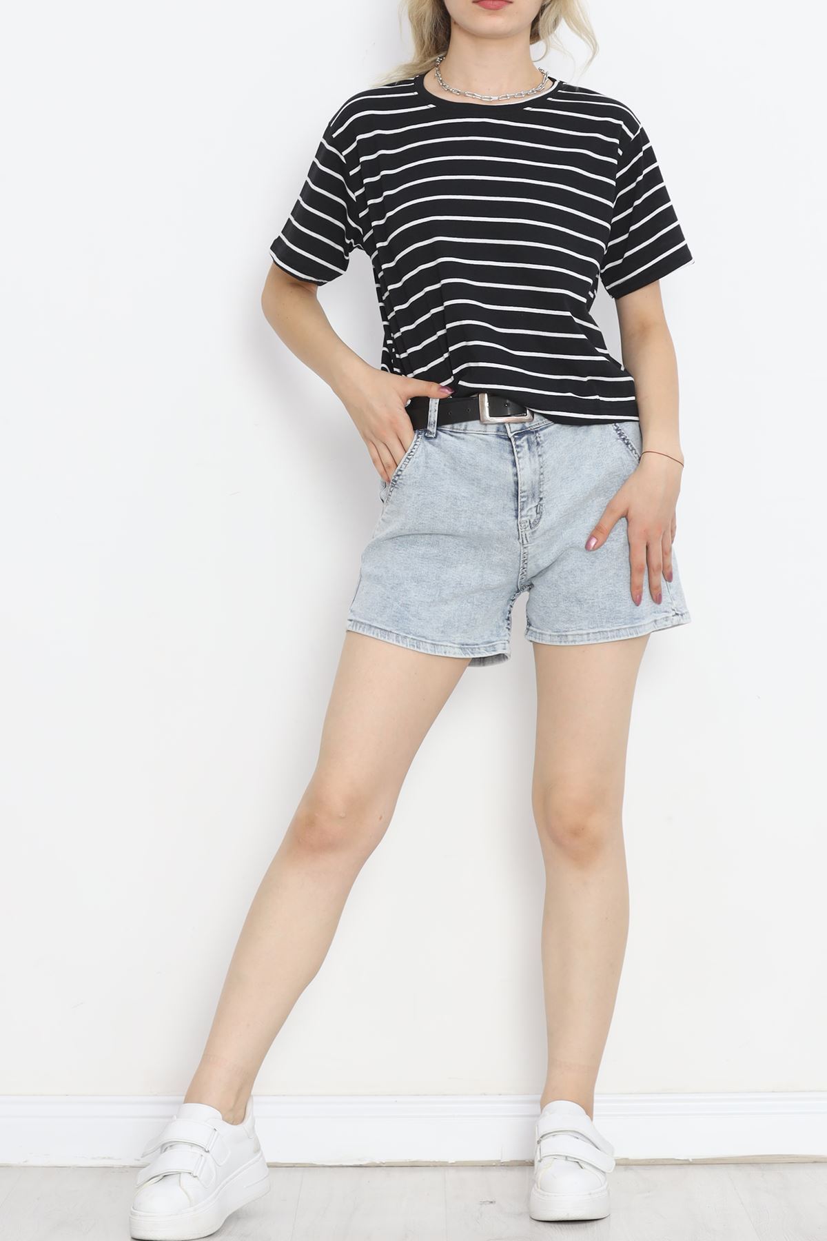 Striped Single Jersey Crop T-shirt Black - 9528.1567.