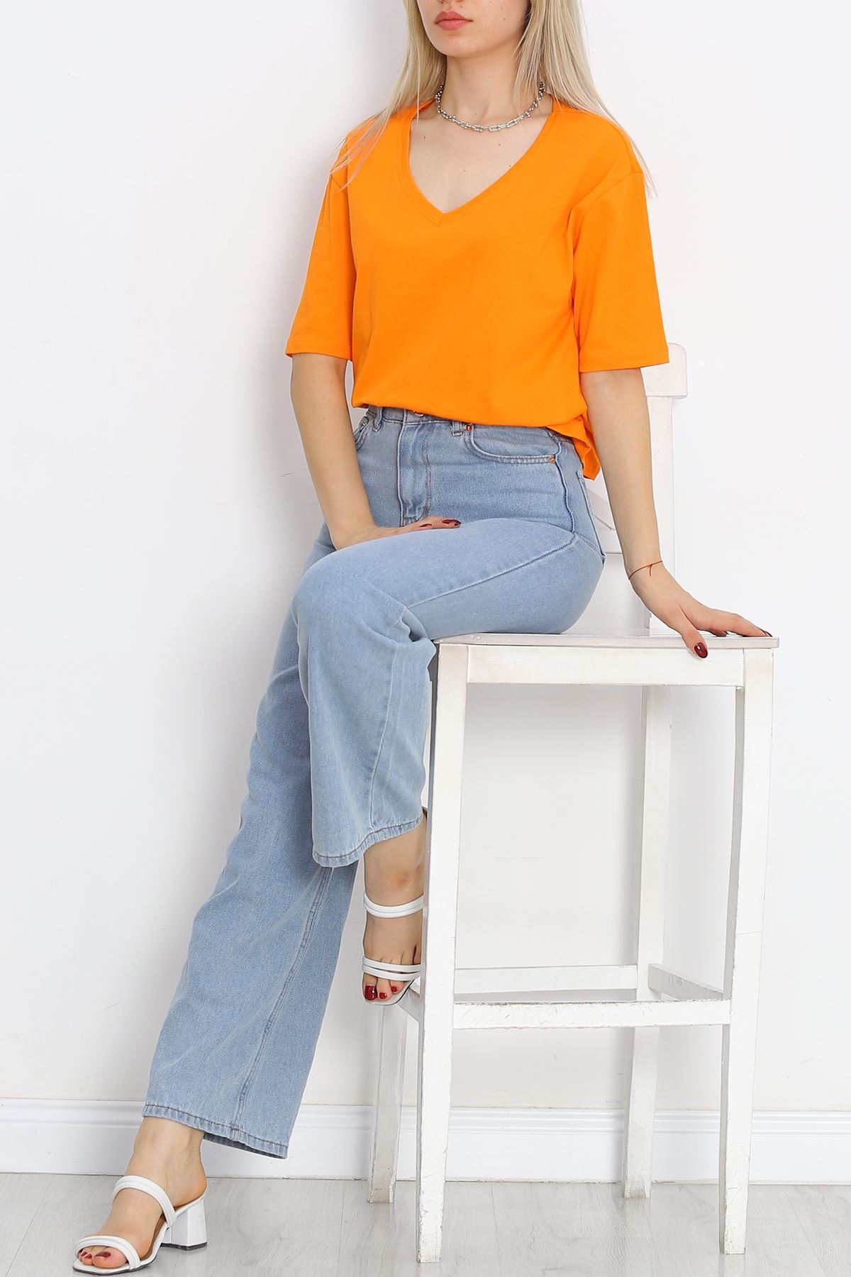 V-neck T-shirt Orange - 18912.1567.