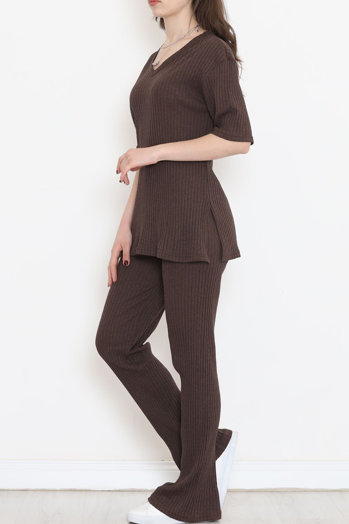 V-Neck Fitted Suit Coffee - 11230.1567.