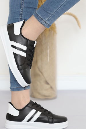 Double Stripe Casual Shoes Black and White - 17114.264.