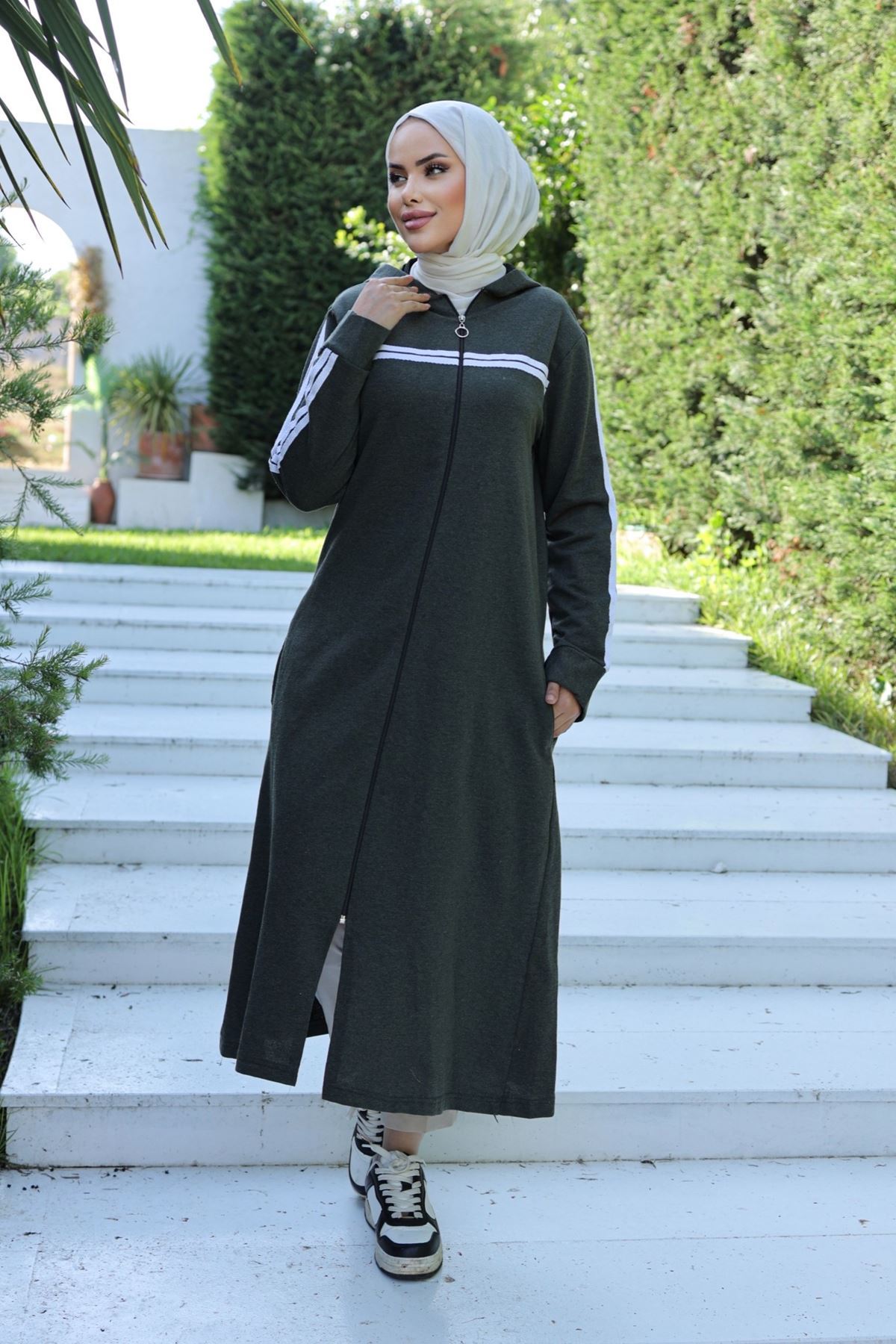 Striped Abaya Khaki - 20339.1778.