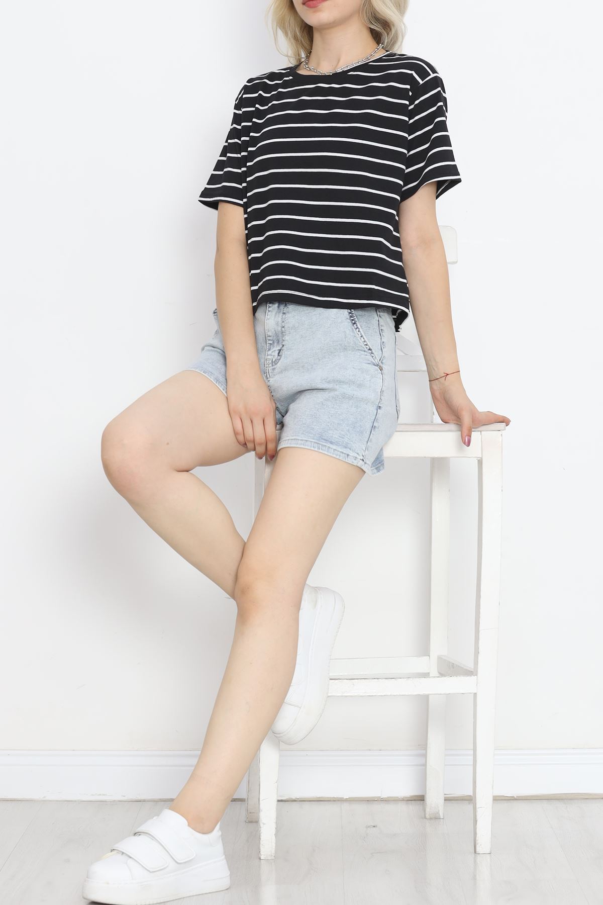 Striped Single Jersey Crop T-shirt Black - 9528.1567.