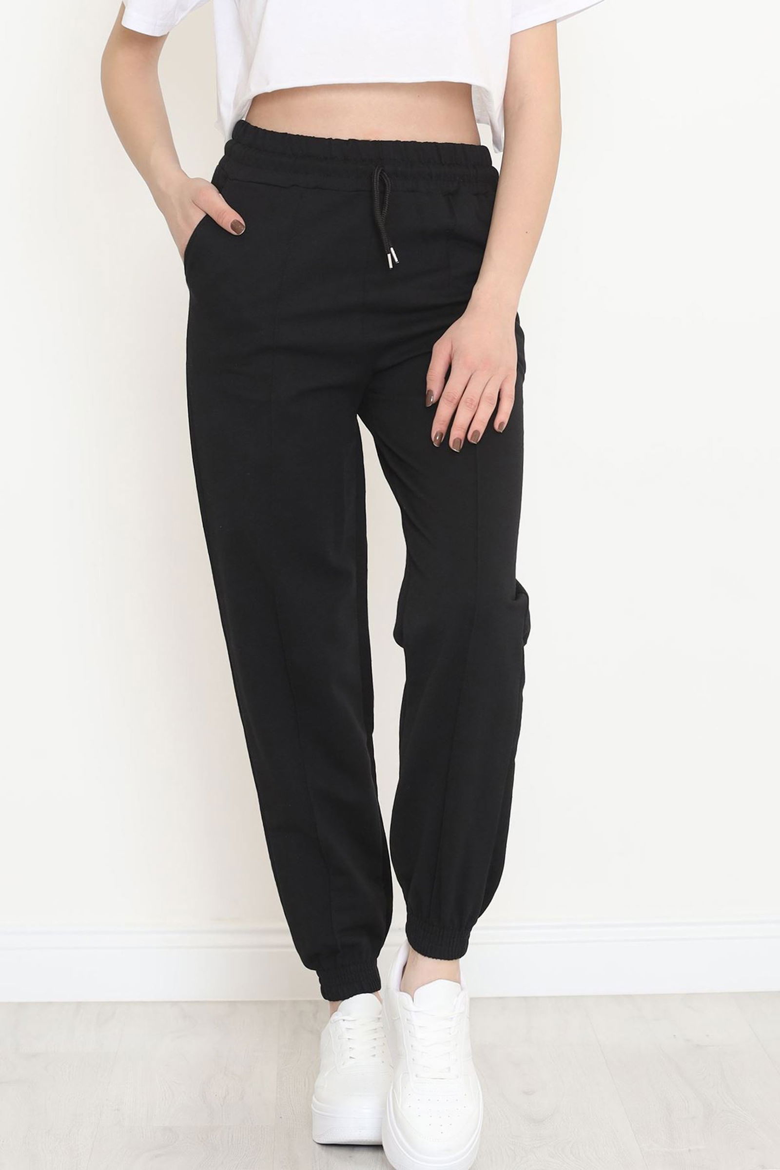 Crotch Elasticized Sweatpants Black - 15002.1778.