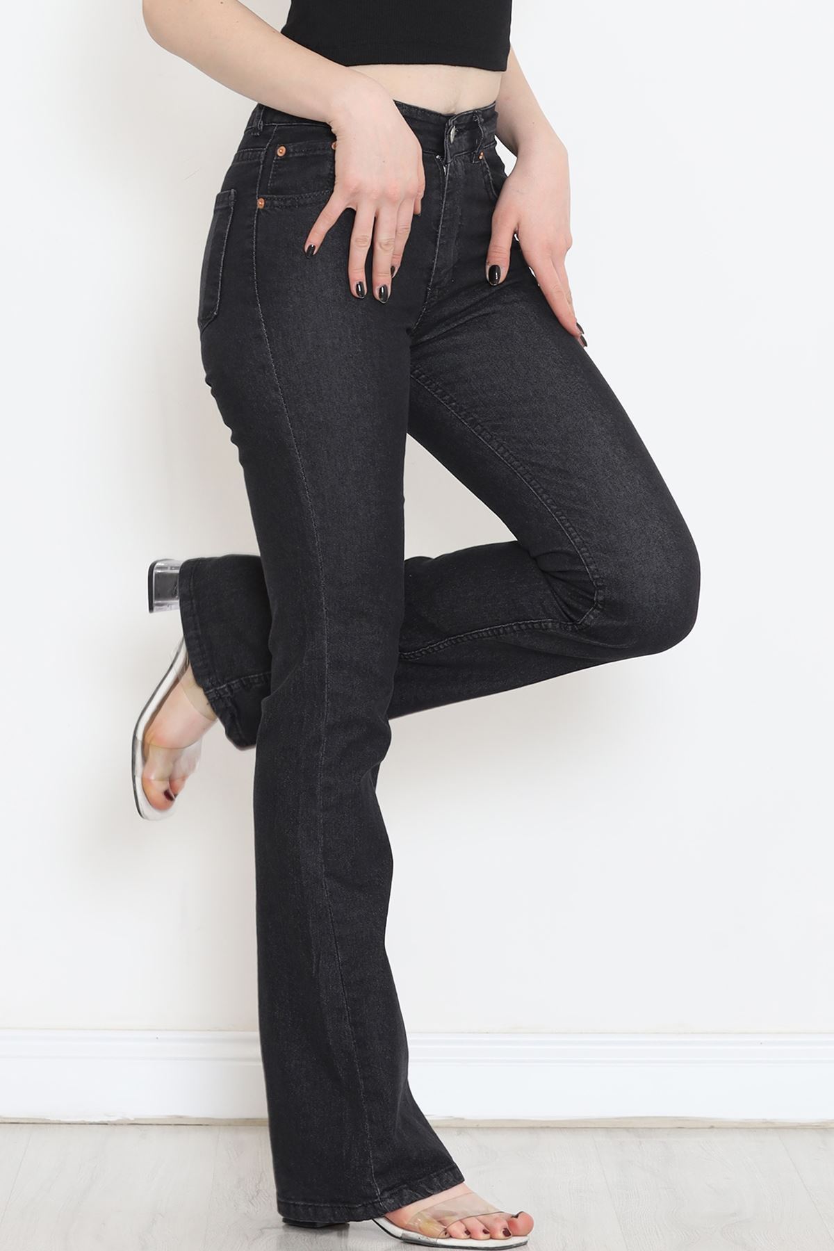 Flared Denim Jeans in Koyufüme - 17274.1431.