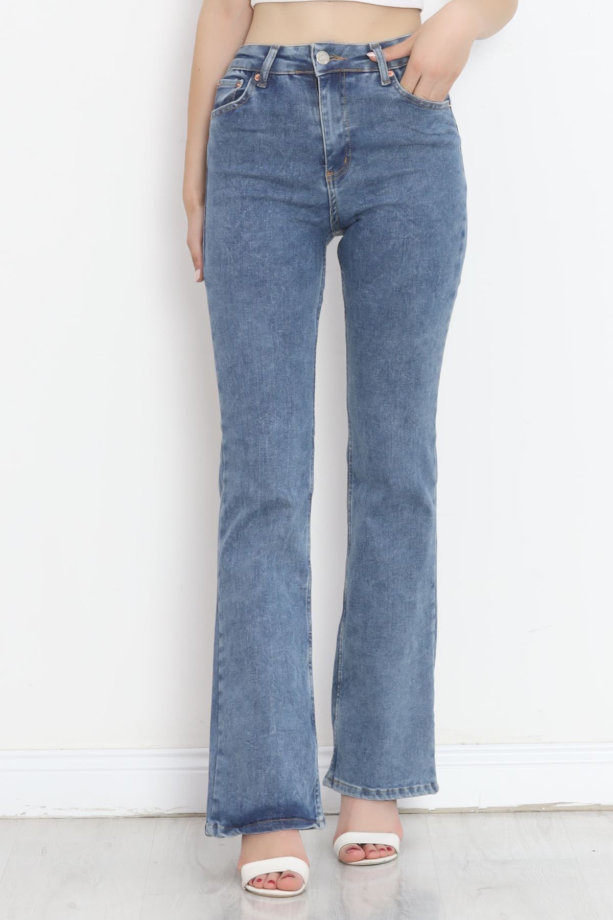 Flared Jeans Light Blue - 18688.1431.