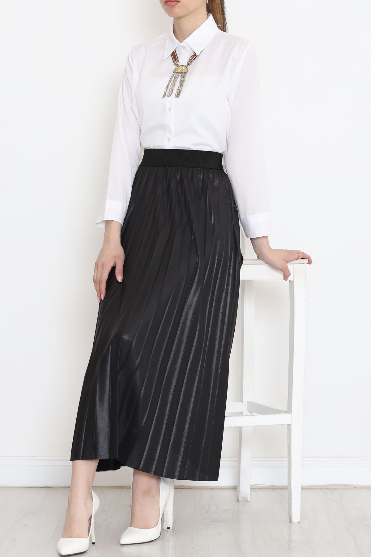 Pleated Skirt Black - 152425.1778.