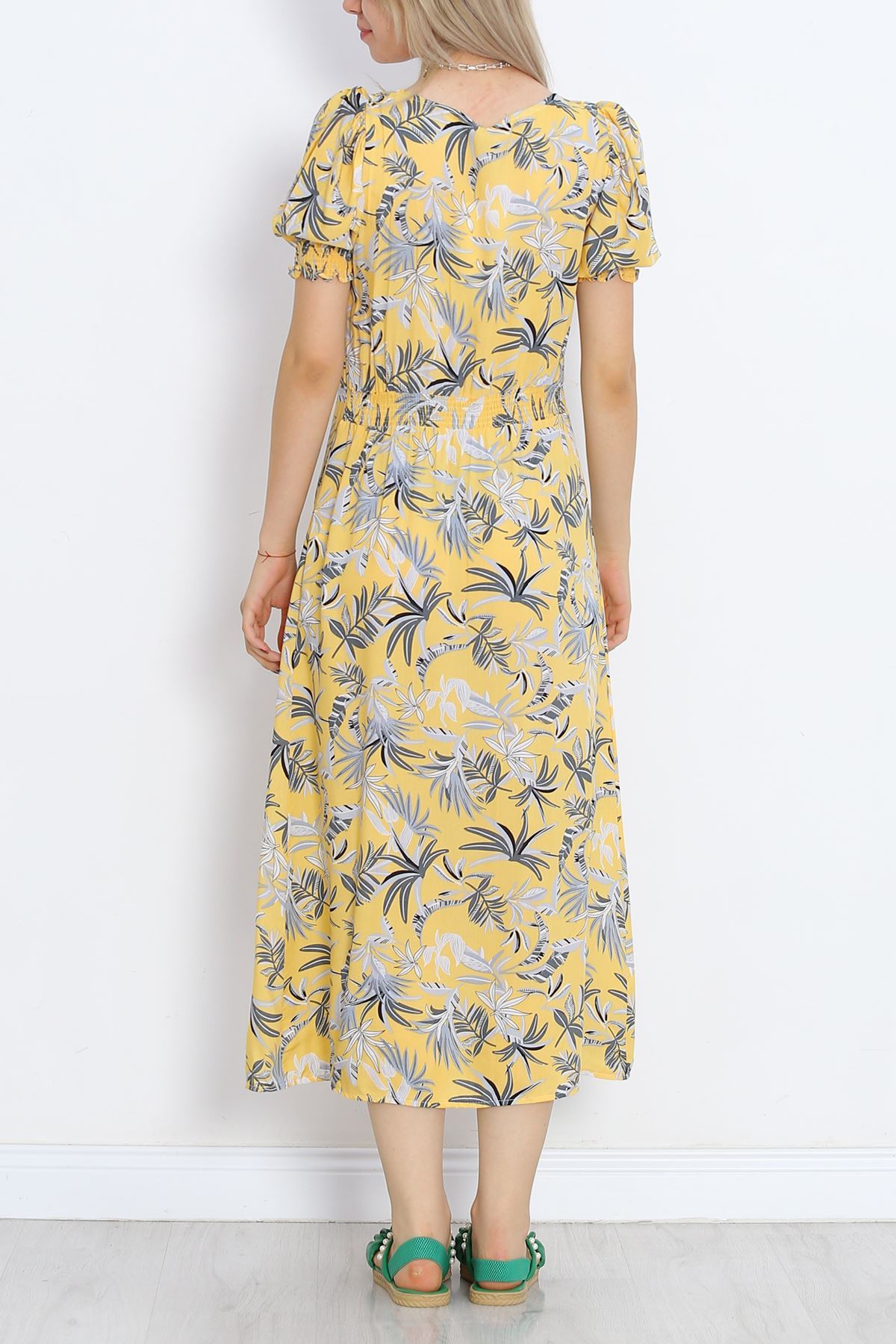 Kiss Neck Dress Light Yellow - 696.1247.