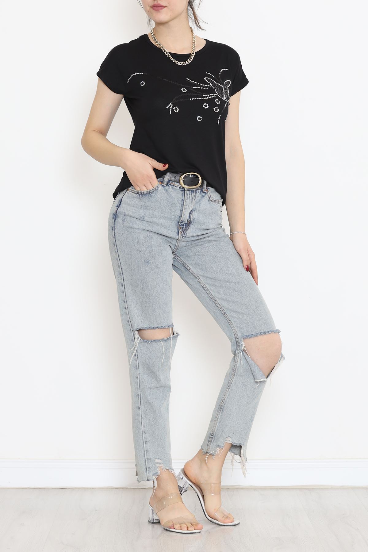 Sequin Embroidered Blouse Black - 17131.599.