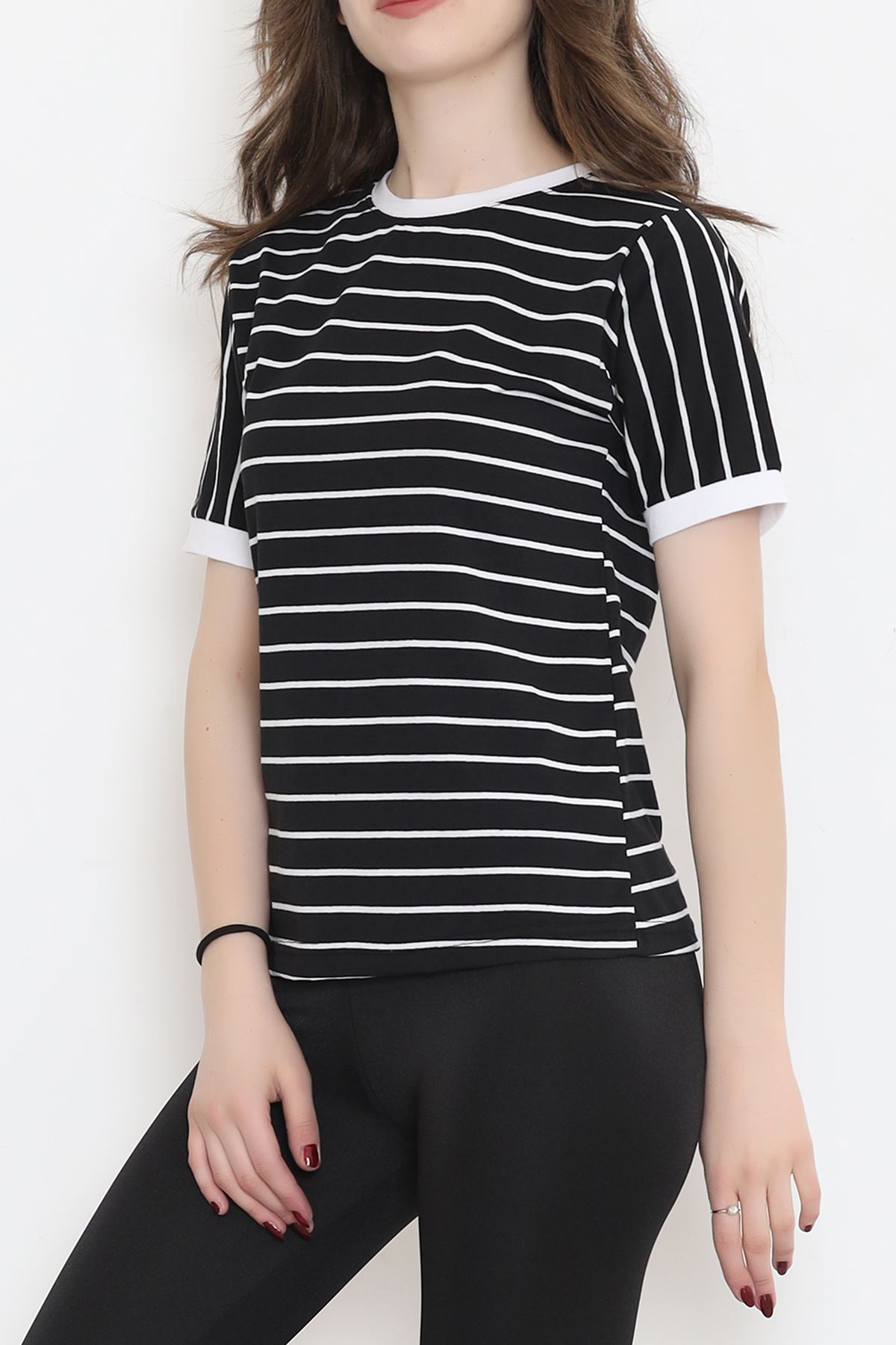 Striped Suprem T-shirt Black and White - 15919.1567.