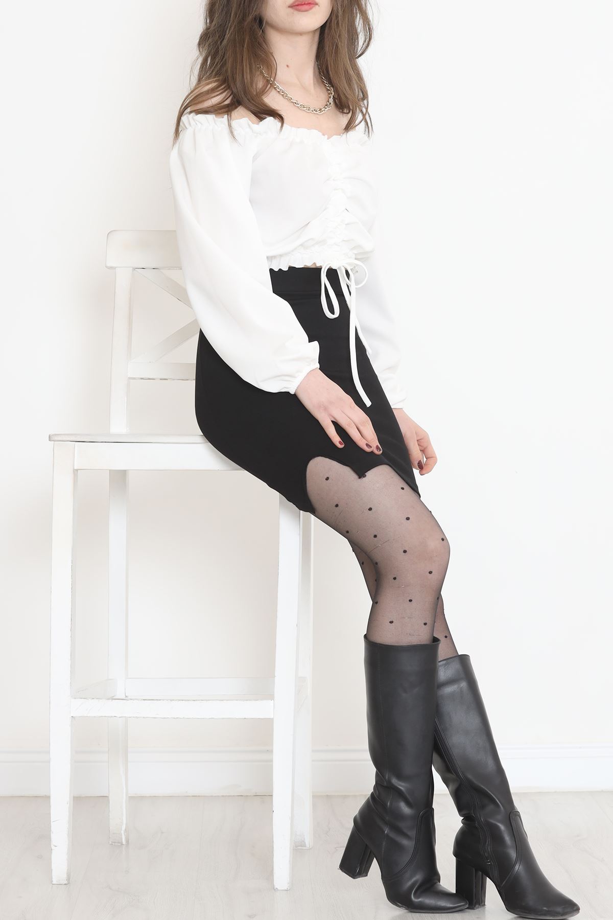 Mini Skirt with Slits Black - 15908.1005.