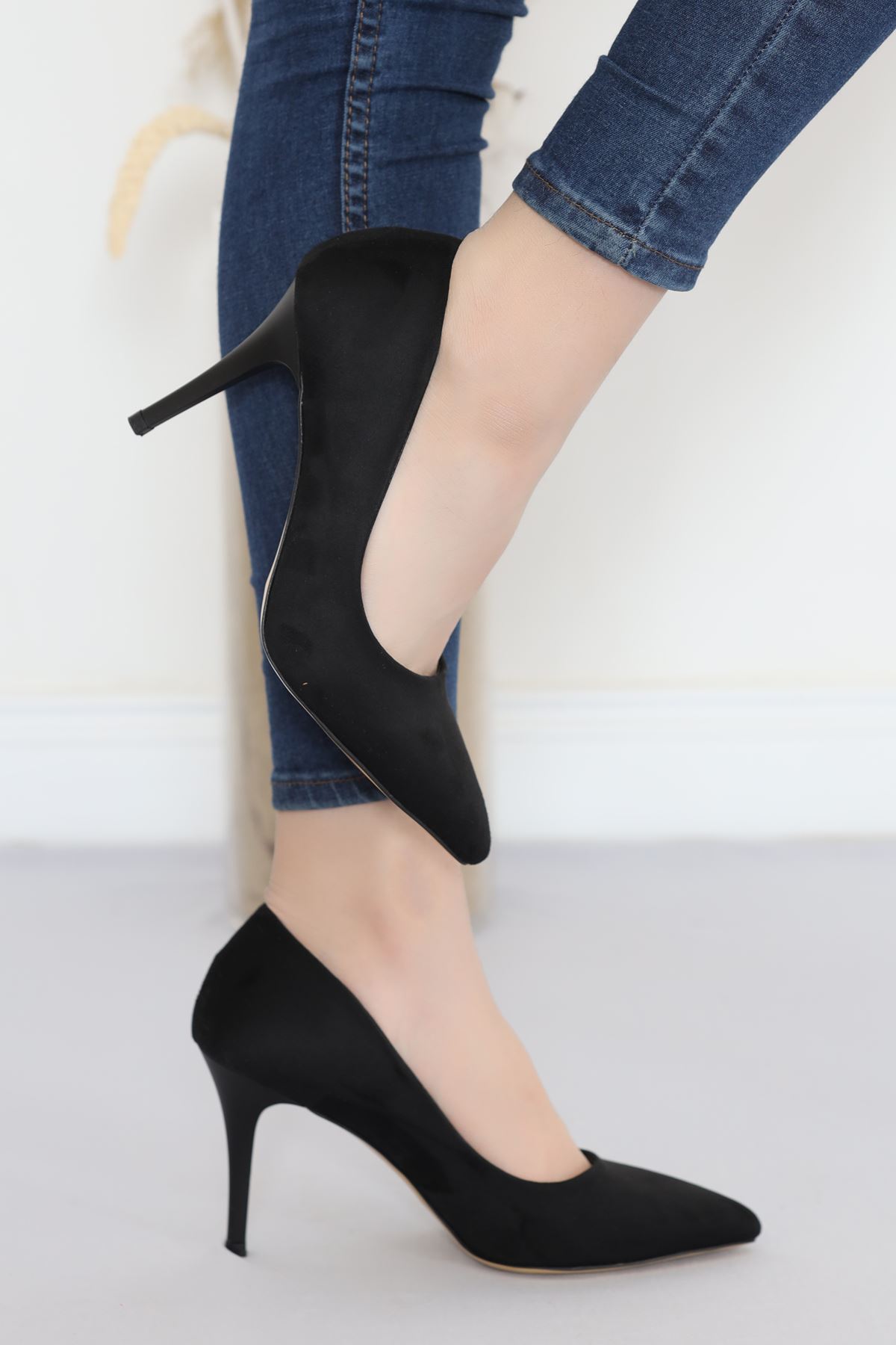 8 Cm Heeled Shoes Suede Black - 17347.264.