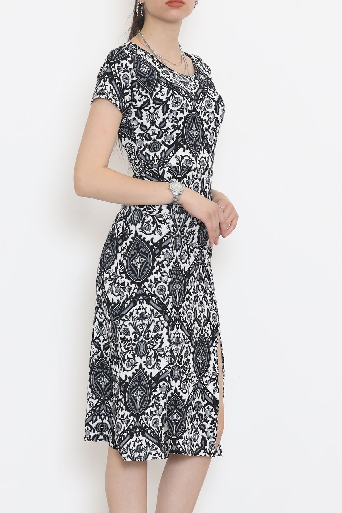 Crew Neck Floral Slit Dress Siyahekru - 18327.555.