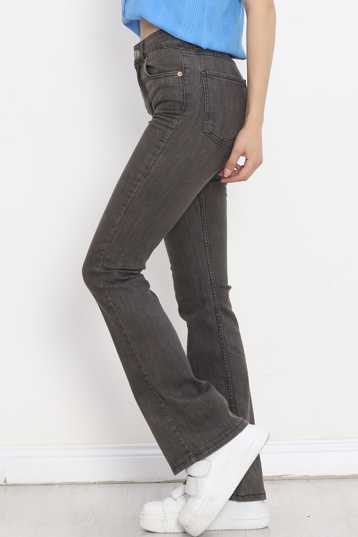 Flared Jeans Hakitint - 18688.1431.