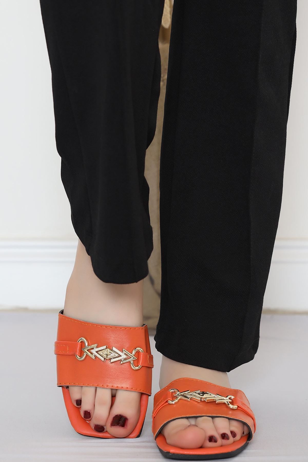 Slippers with Accessories Orange - 18319.264.