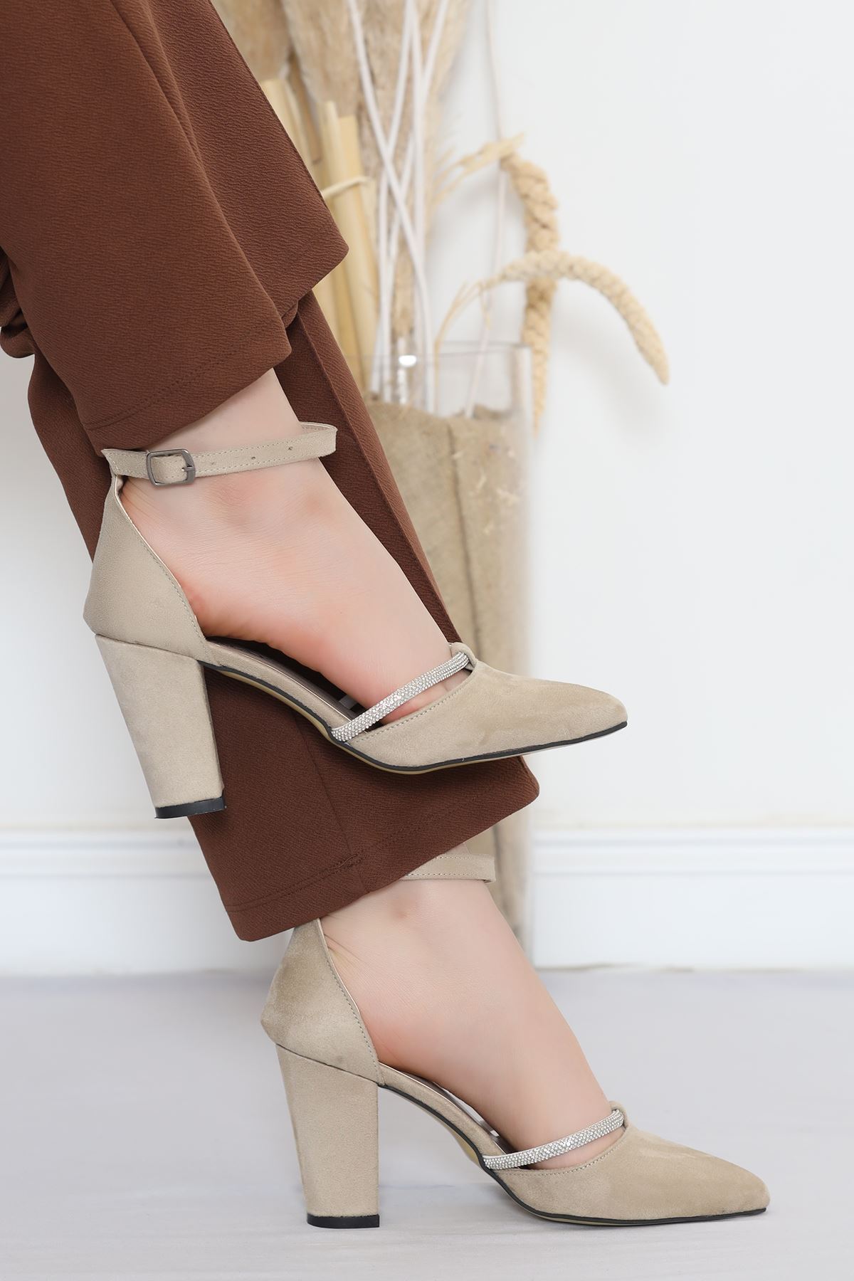 7 Cm Heeled Shoes Suede Mink - 17313.264.