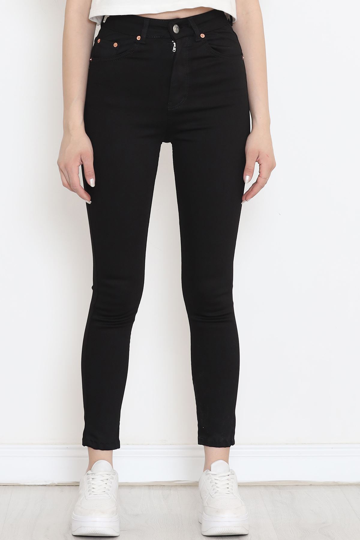 Narrow Leg Jeans Black1 - 18232.1431.