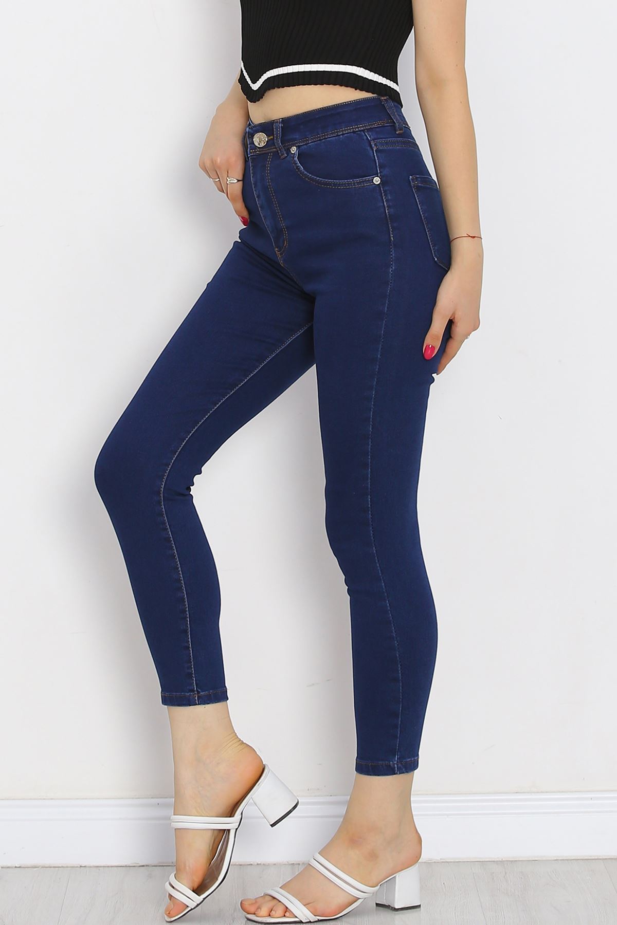 Narrow Leg Jeans Blue - 18921.1431.