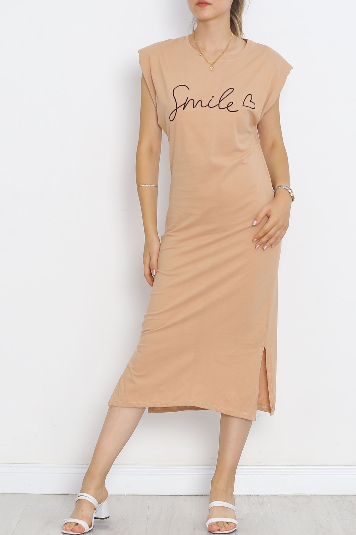 Wadded jersey dress in milky brown - 15870.1567.