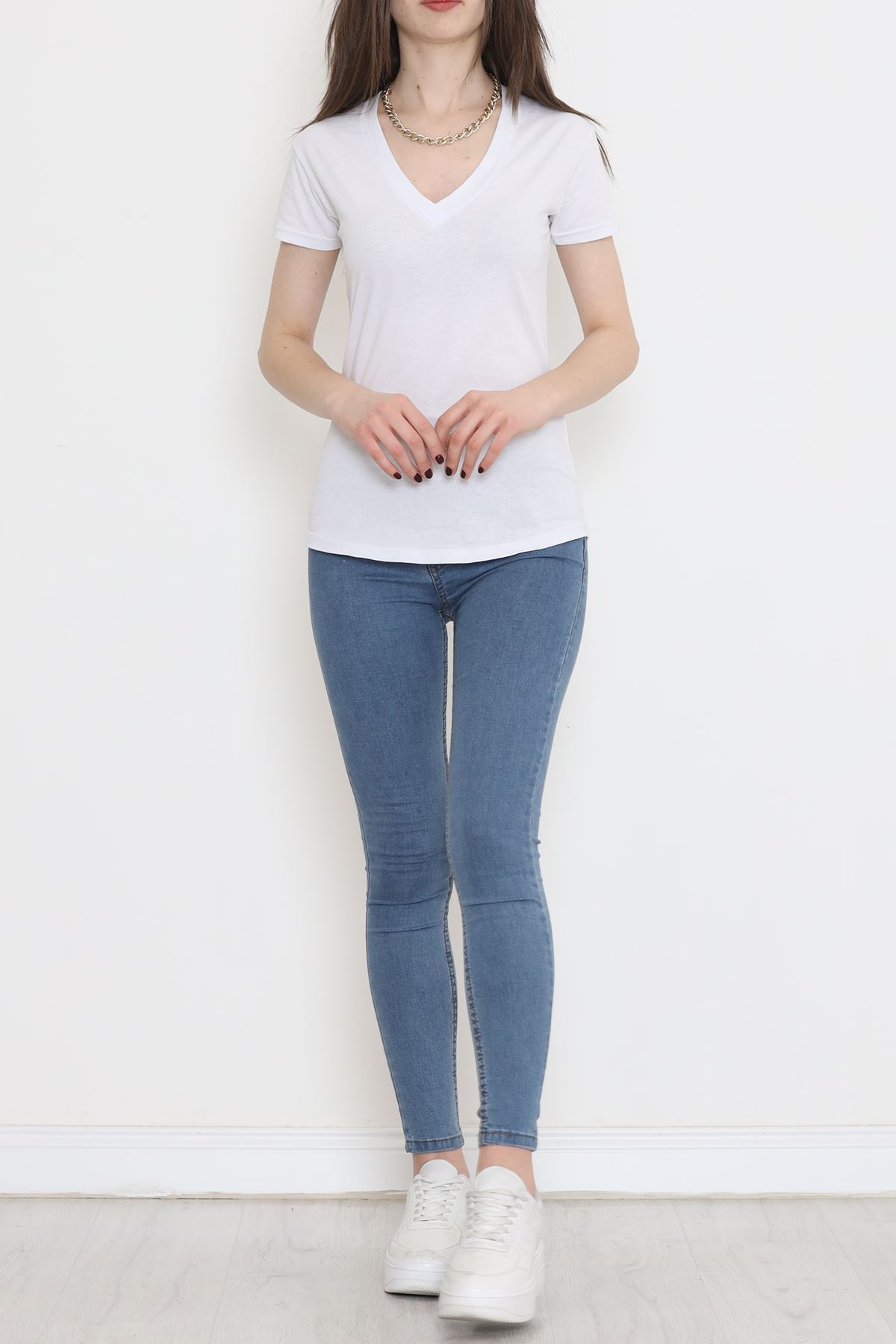 Single Jersey V-Neck T-Shirt White - 4001.1567.