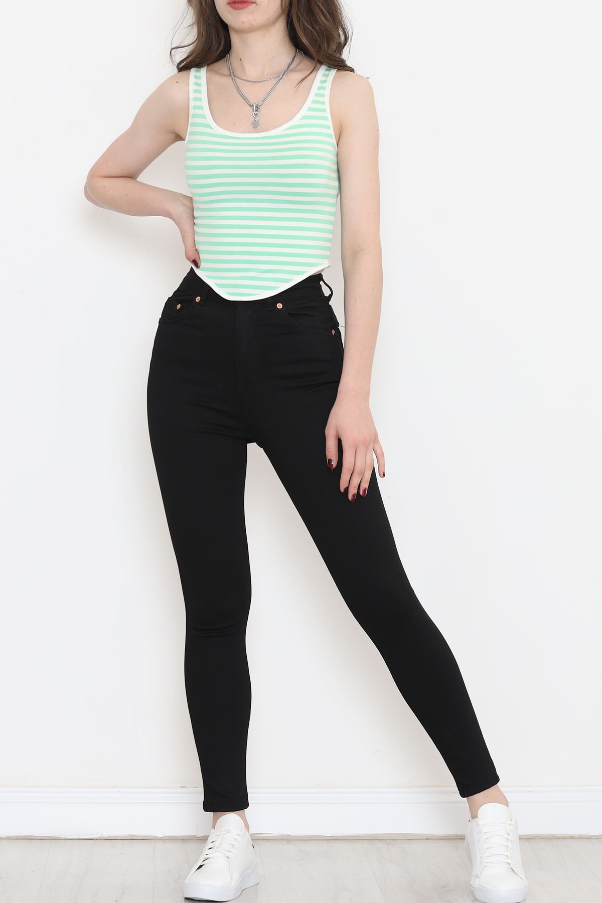 Striped Zero Sleeve Tank Top Green - 860.1019.