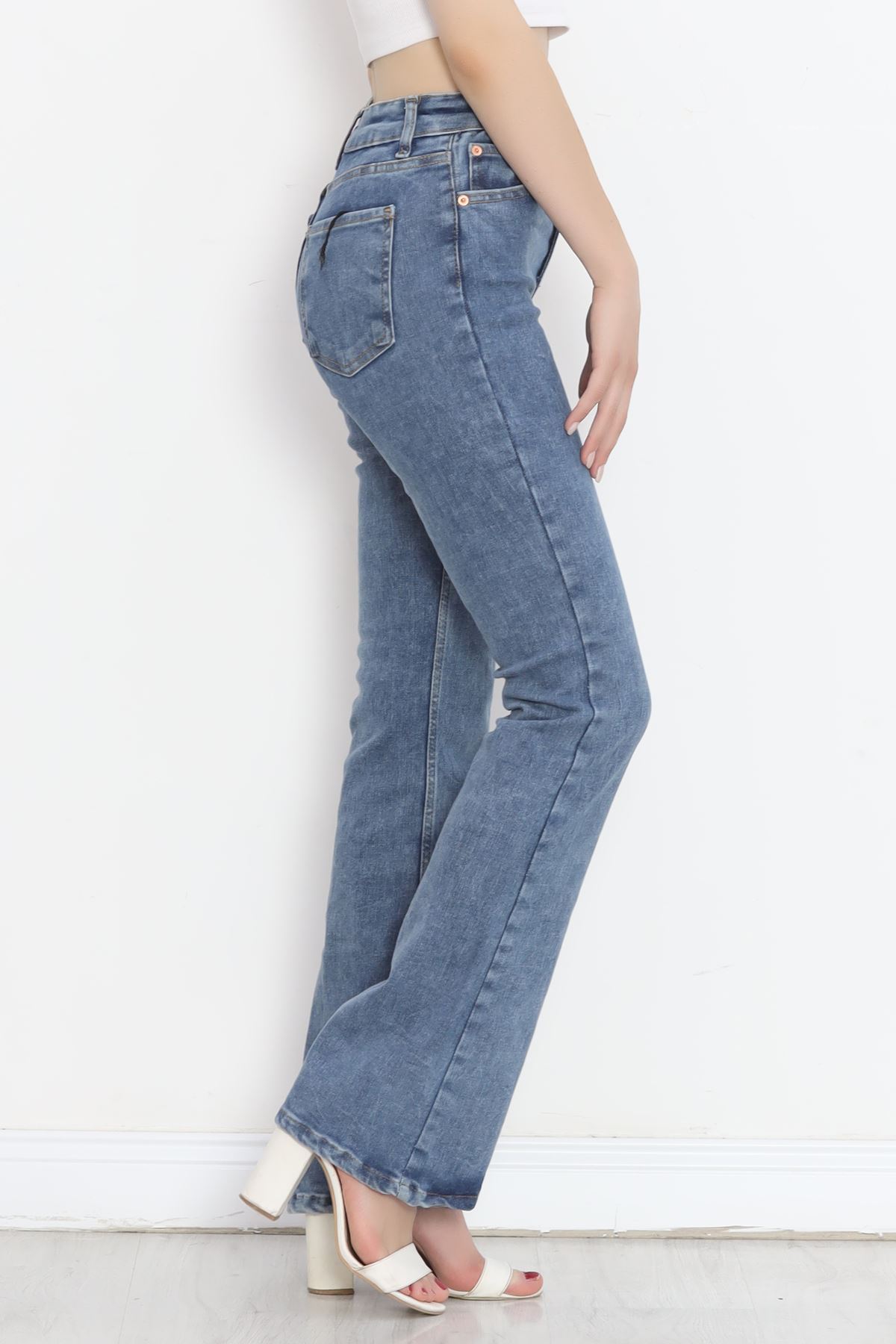 Flared Jeans Light Blue - 18688.1431.