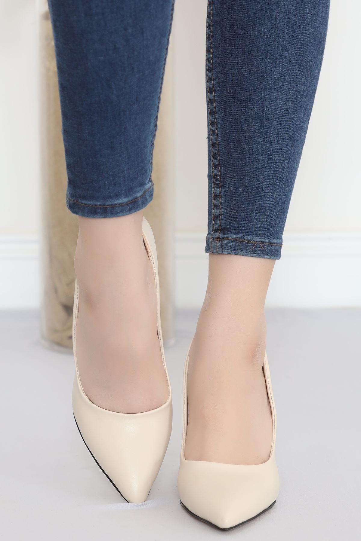 8 Cm Heeled Shoes Beige - 17347.264.