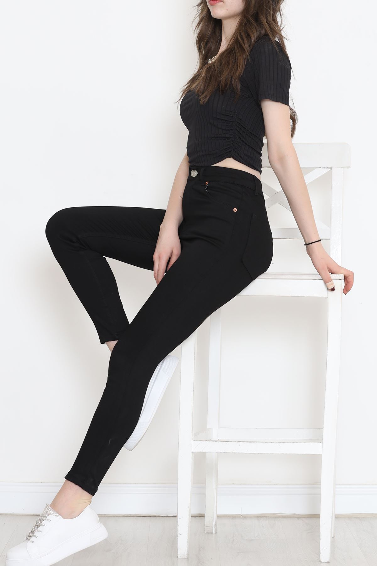 Narrow Leg Jeans Black - 18223.1431.