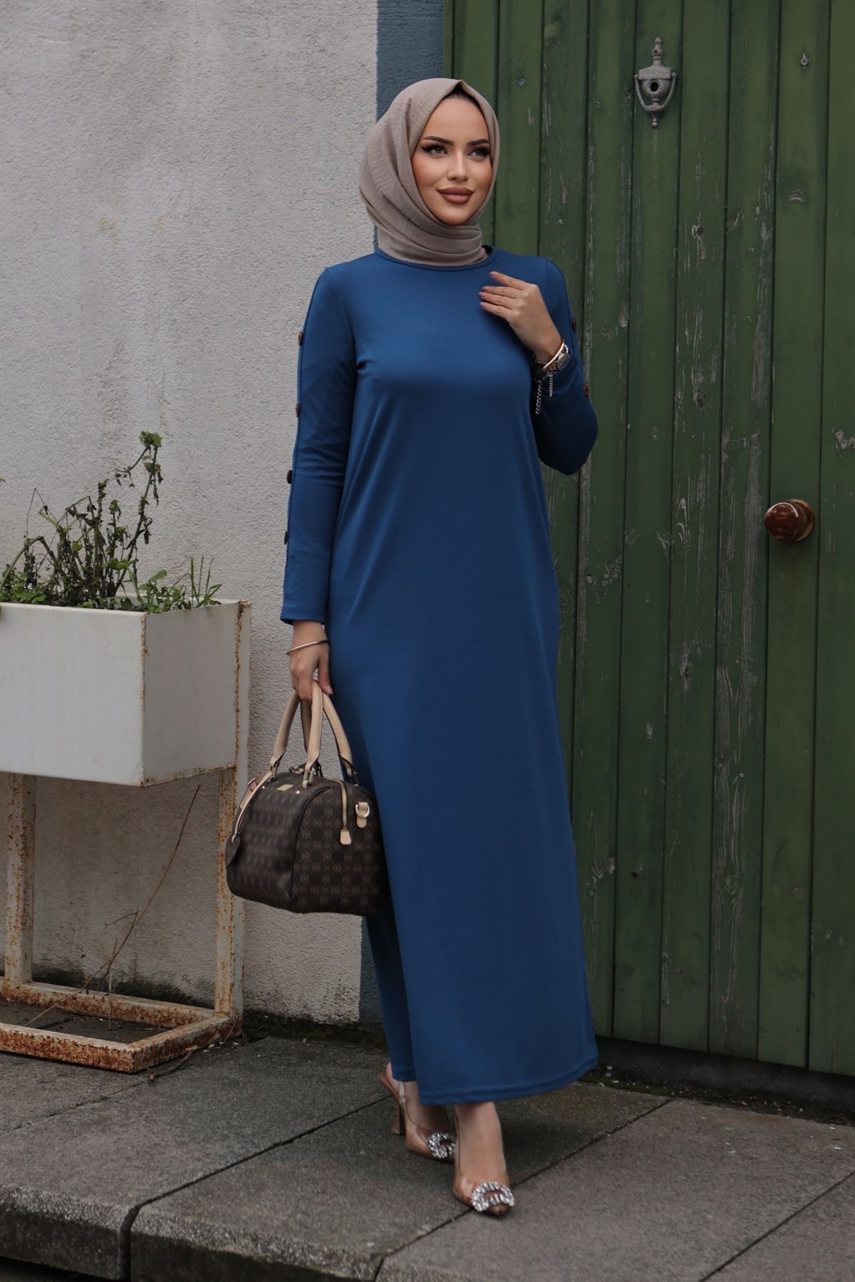 Dress with Buttoned Sleeves Blue - 10006.1778.