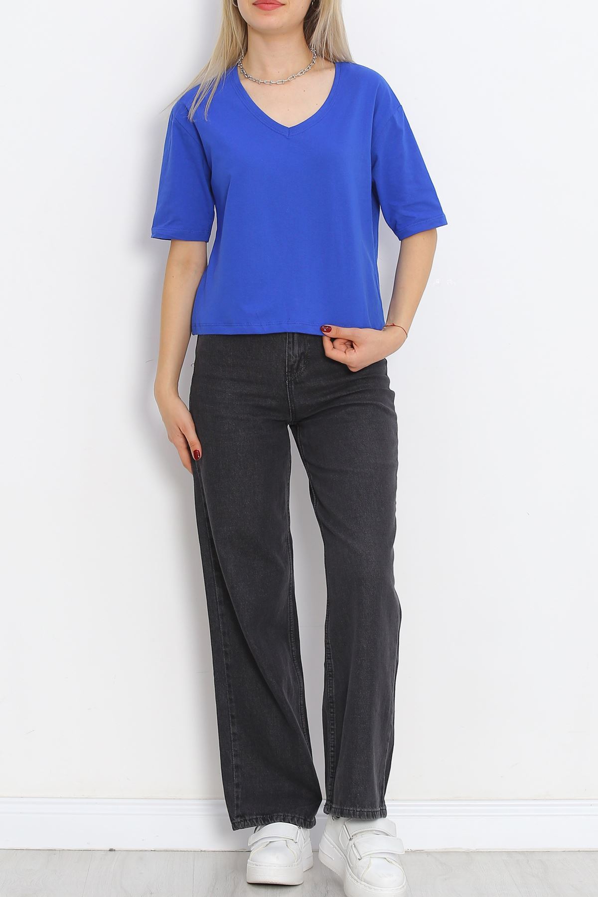 V-neck T-shirt Saks - 18912.1567.