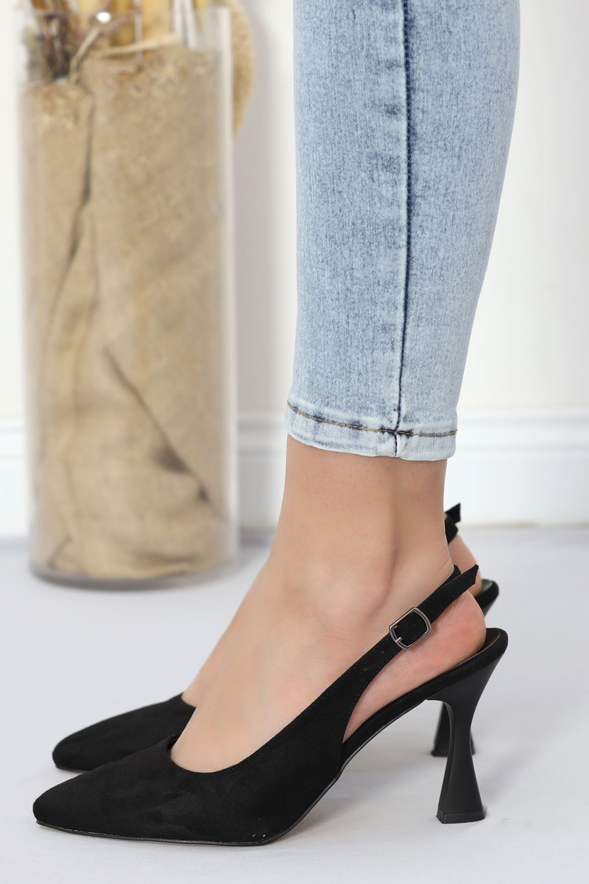 7 Cm Heeled Shoes Suede Black - 11847.264.