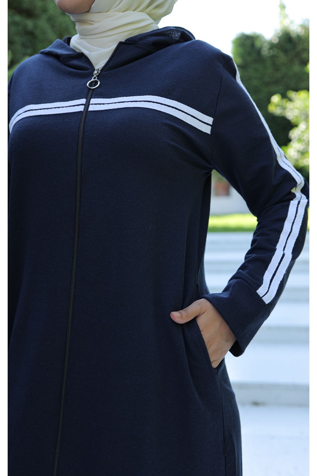 Striped Abaya Navy Blue - 20339.1778.