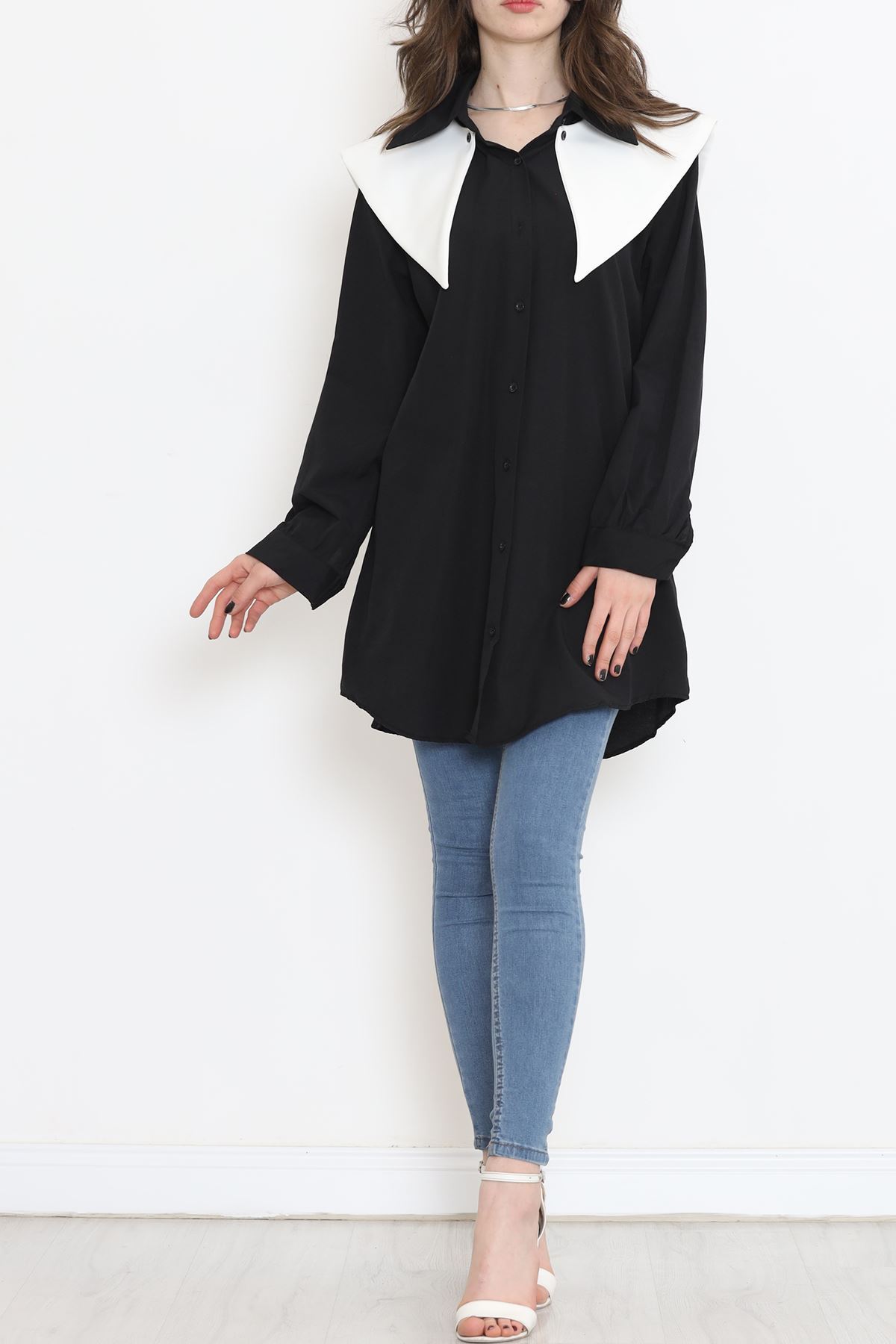 Wide Collar Poplin Shirt Black - 16718.255.