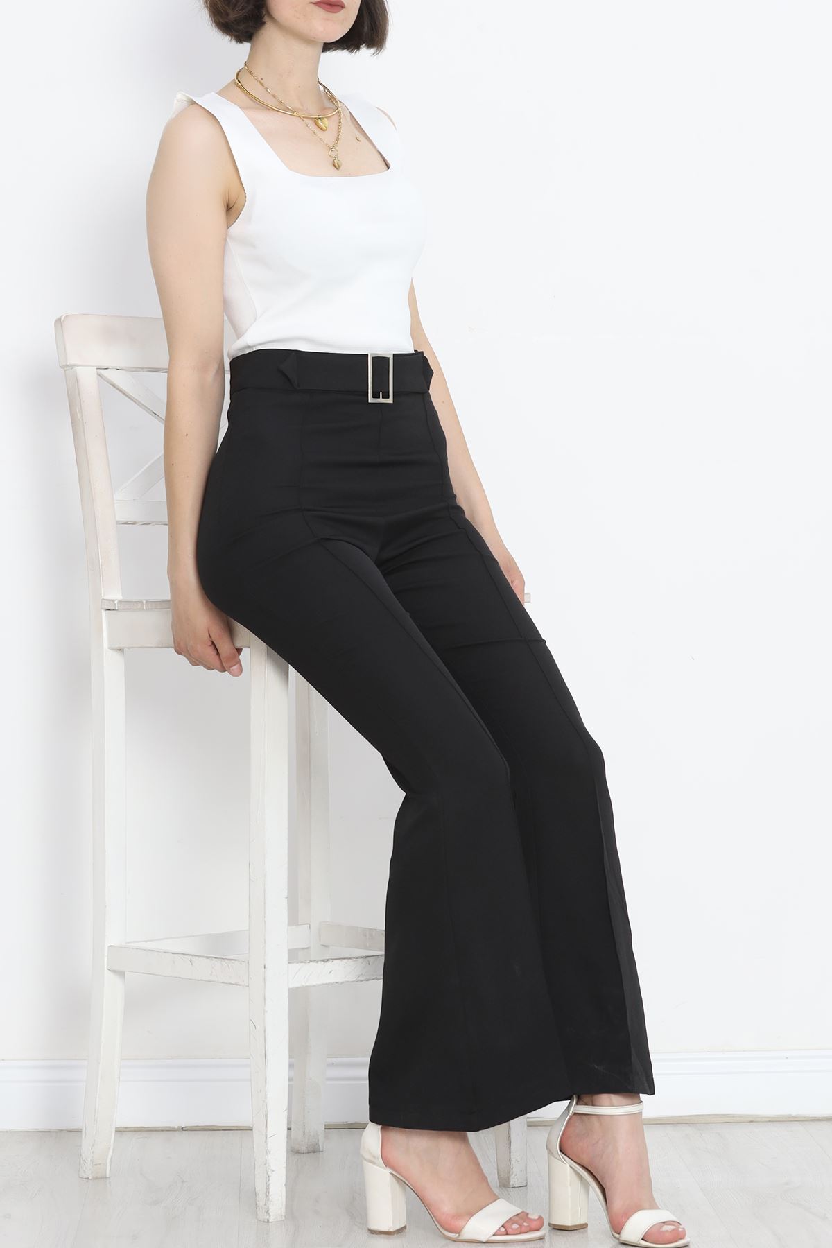 Belt Buckle Detailed Pants Black - 20860.683.