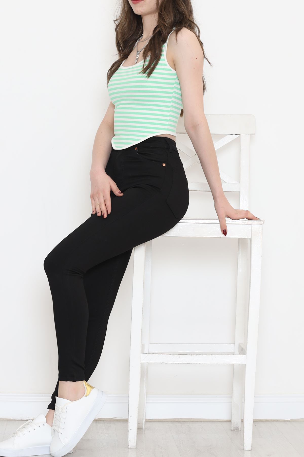 Narrow Leg Jeans Black - 10801.1431.