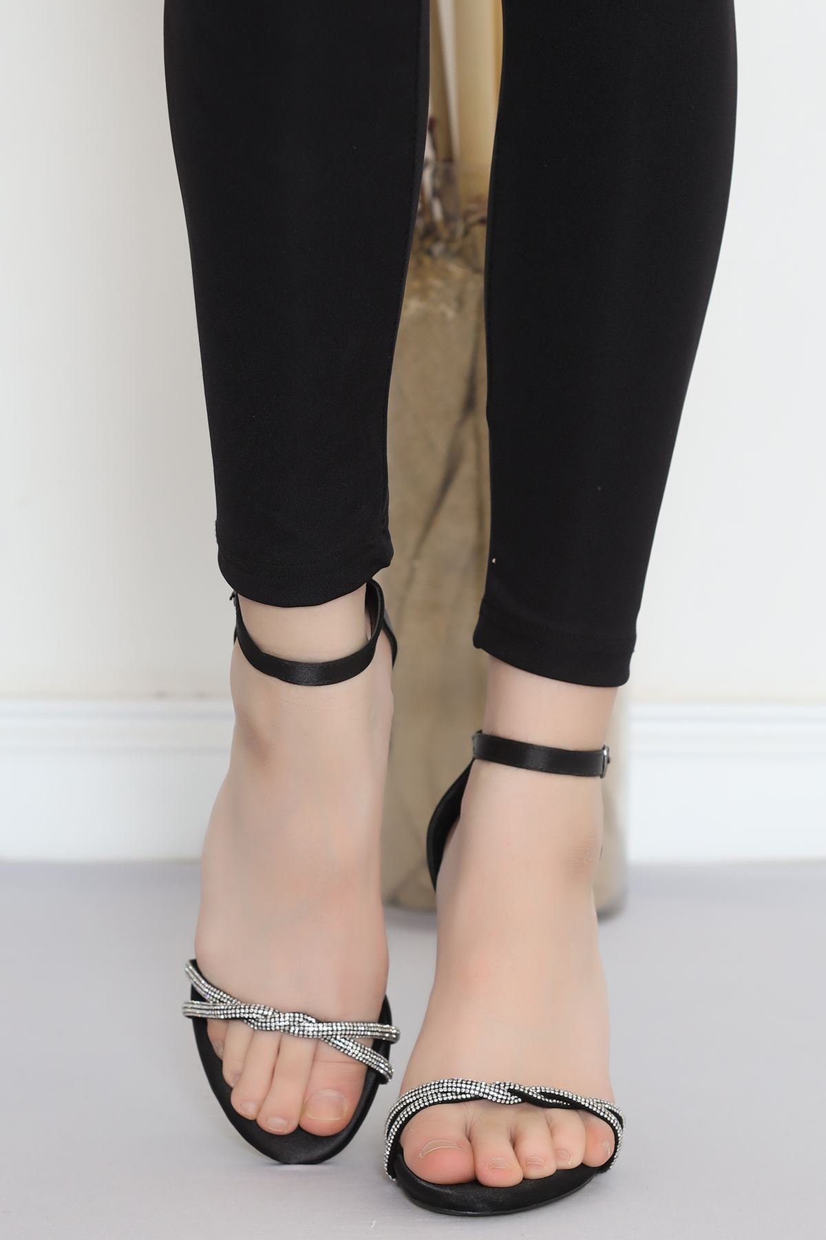 10 Cm Stone Heeled Shoes Black - 18250.264.