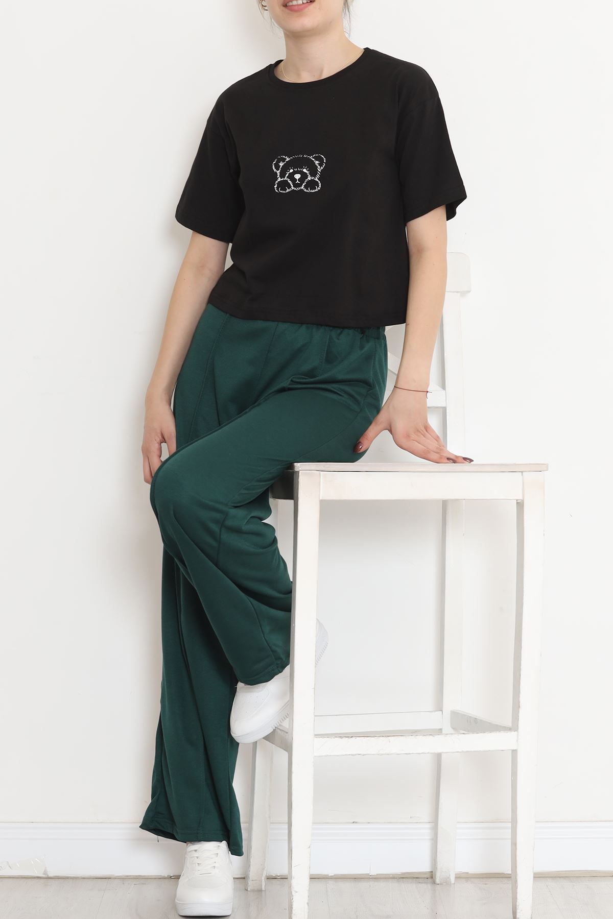 Crew Neck Crop T-shirt Black - 16476.1567.