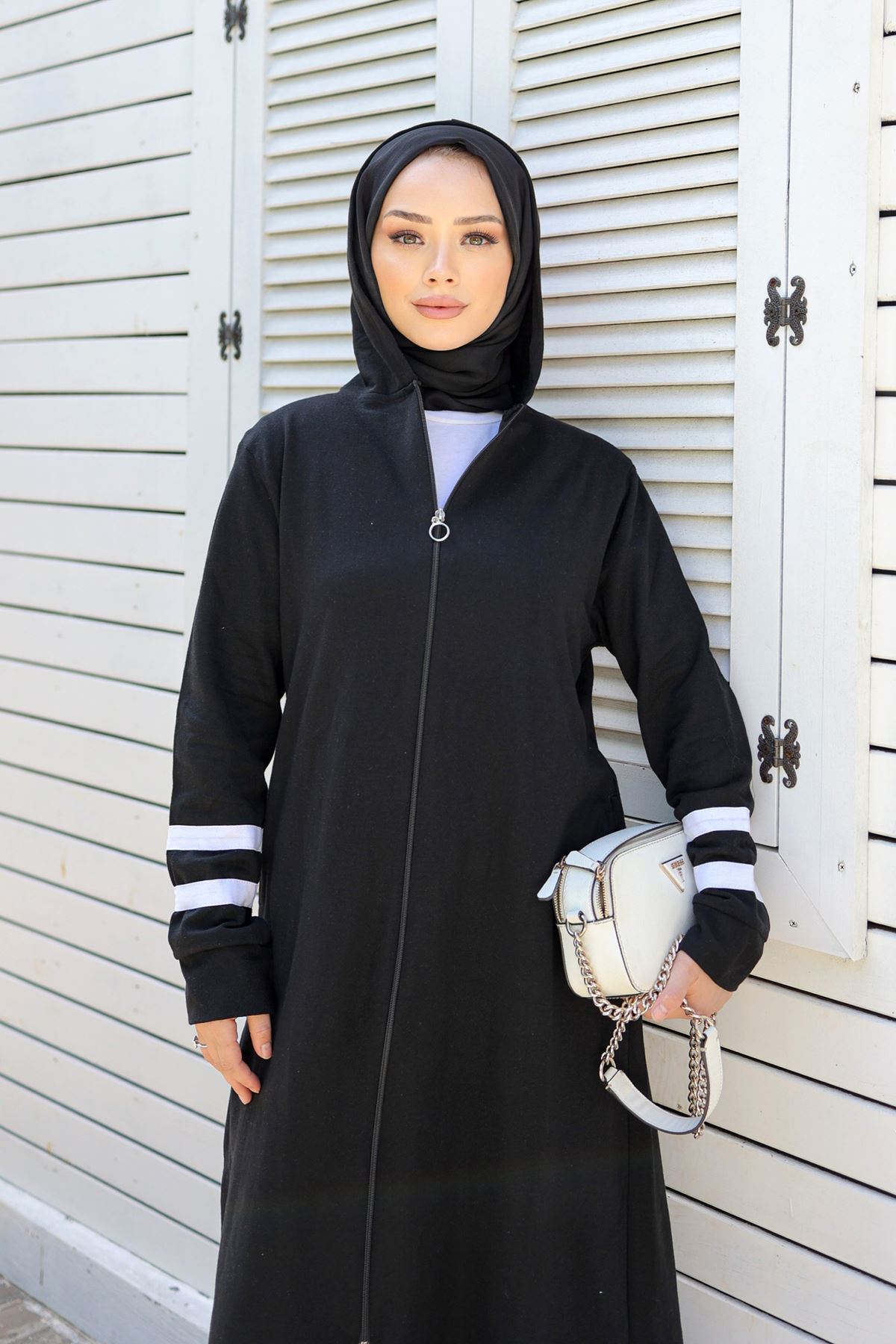 Zippered Abaya Black - 20342.1778.