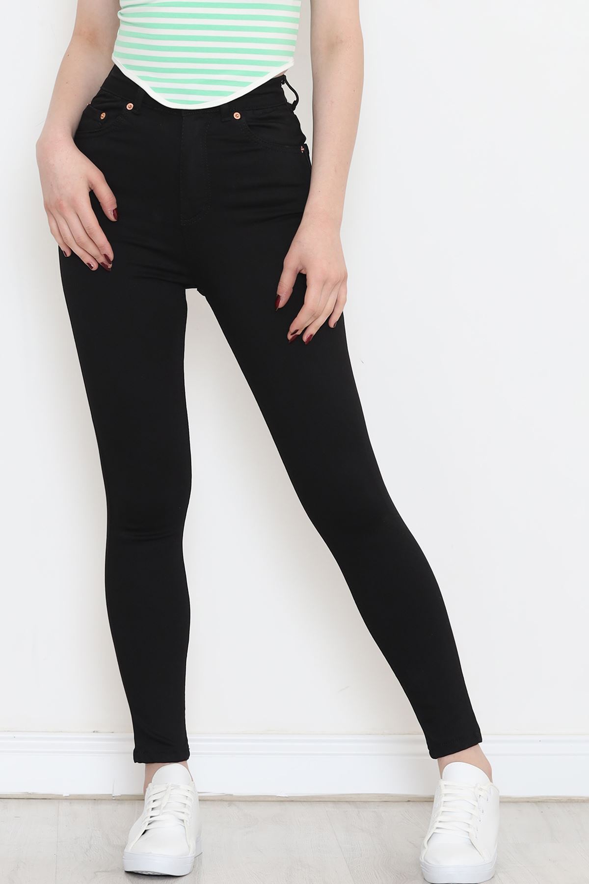 Narrow Leg Jeans Black - 10801.1431.