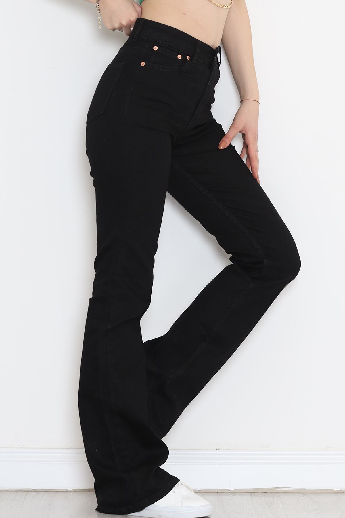 Flared Jeans Black1 - 18201.1431.