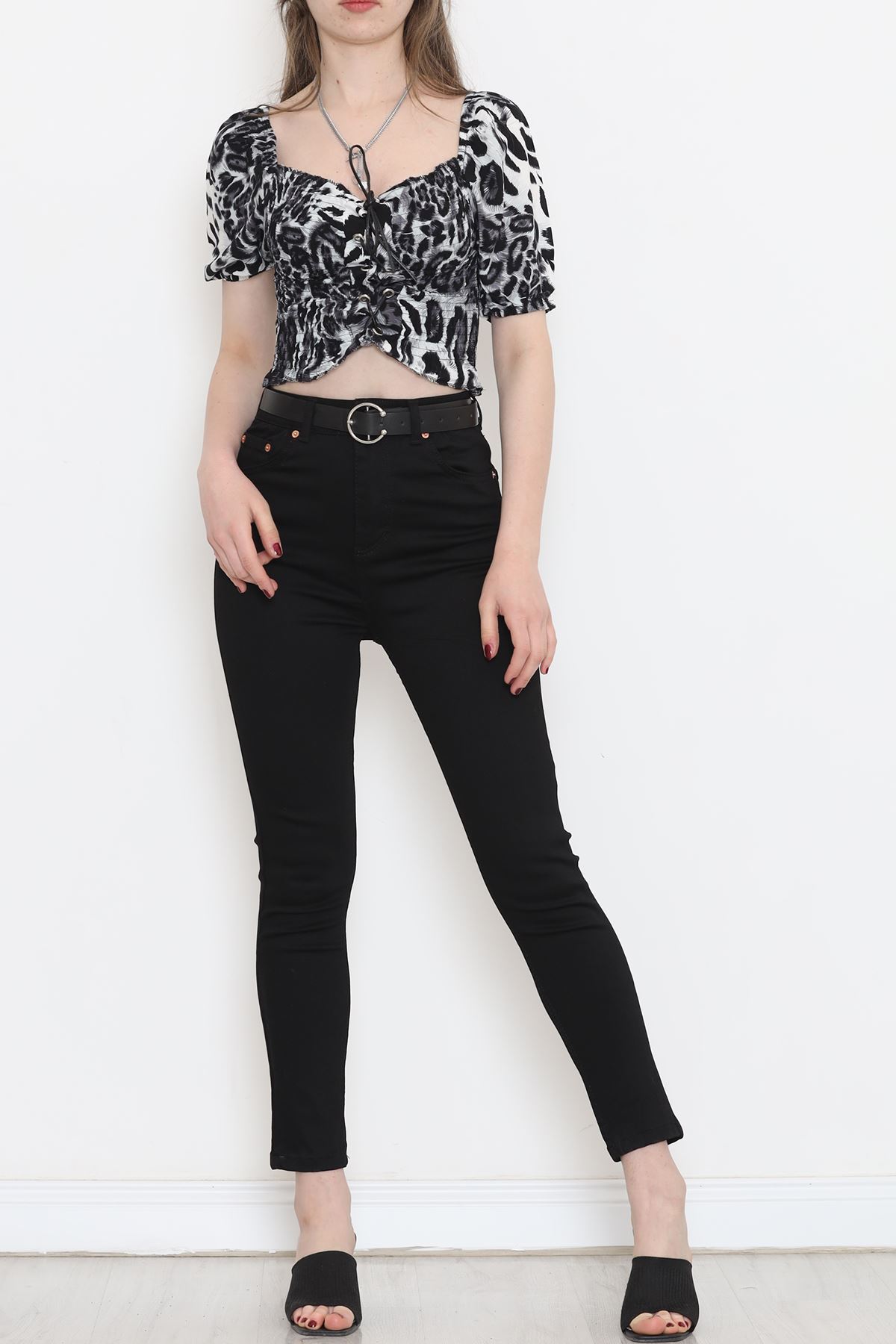 Narrow Leg Lycra Jeans Black1 - 18221.1431.