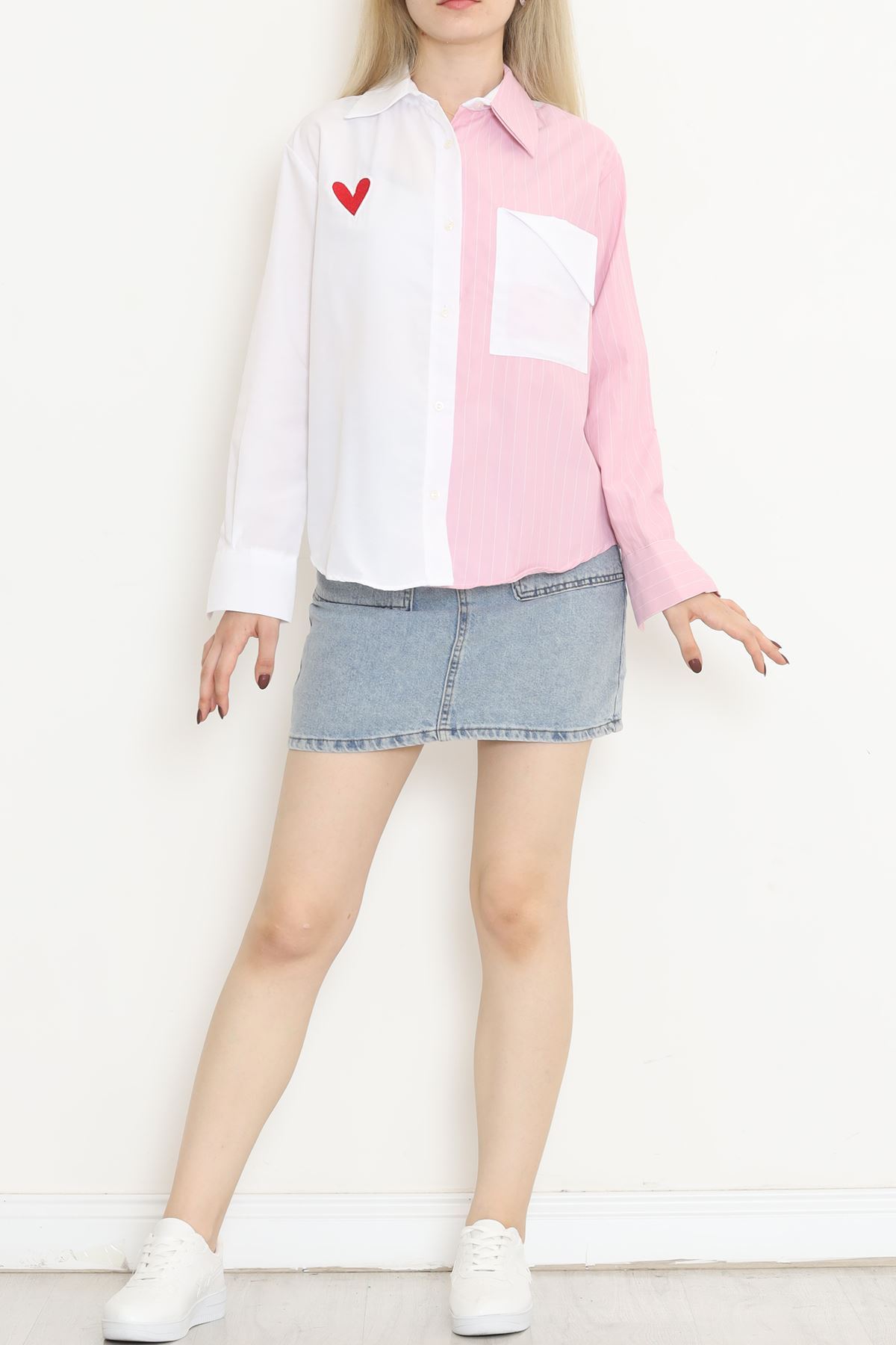 Heart Embroidered Shirt Pink-White - 986.1247.