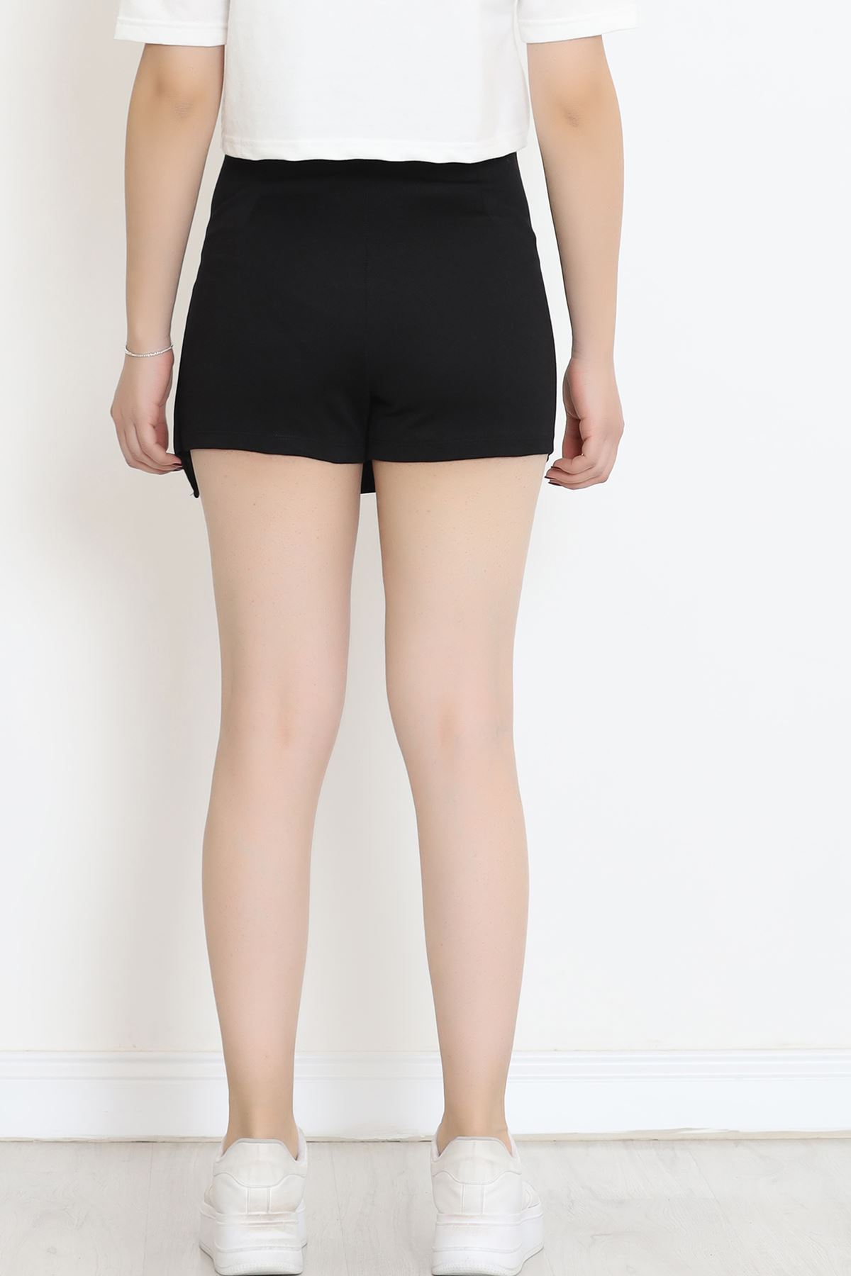 Shorts Skirt with Slits Black - 16582.1005.