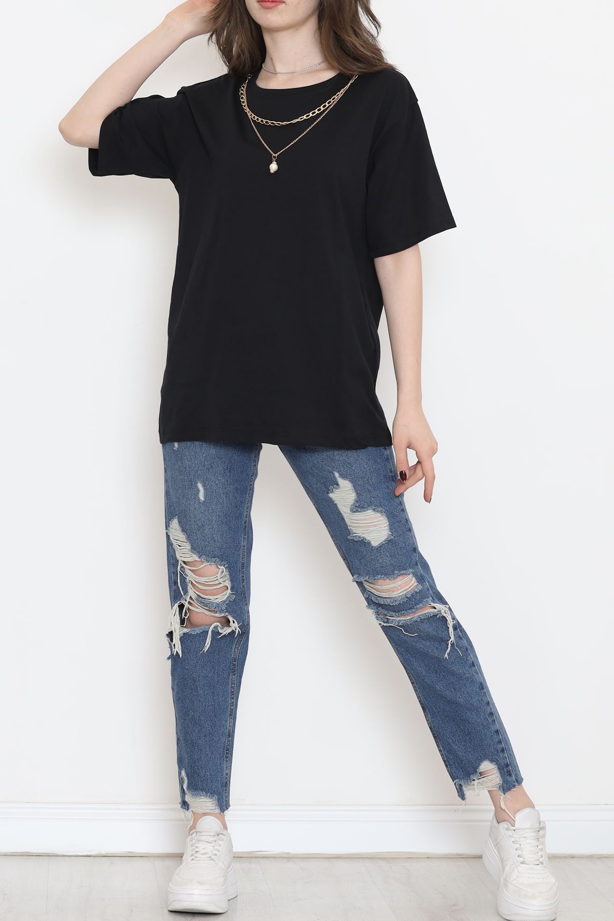 Necklace Detailed T-Shirt Black - 2520.555.